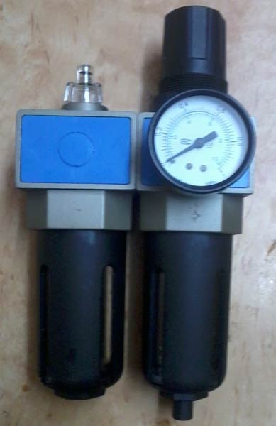 Filter regulator lubricator with Guage