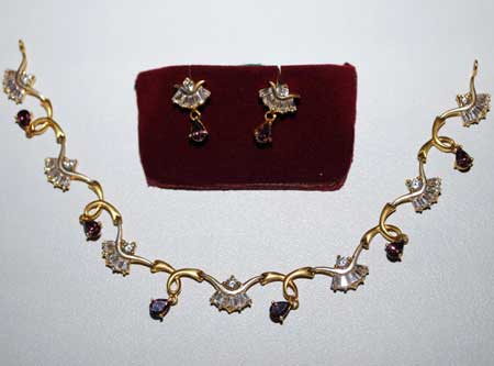 Gold Necklace Set