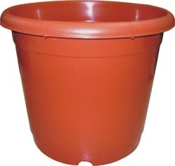 Plastic pot