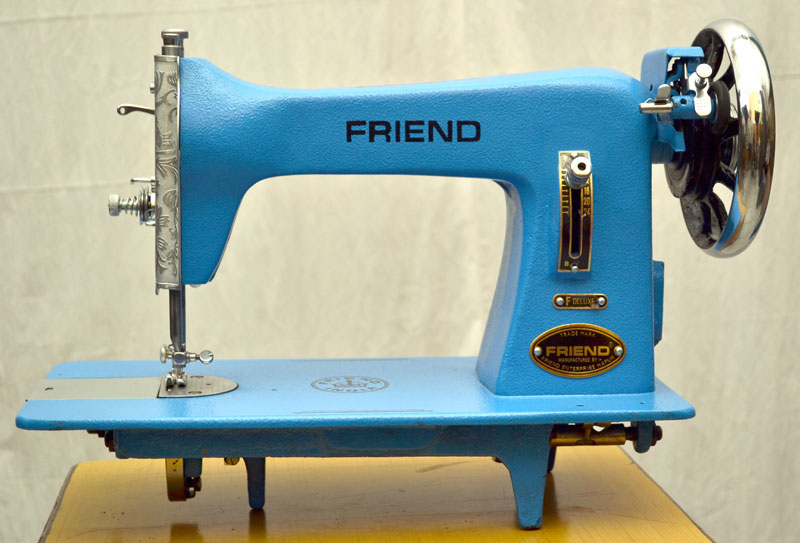 Straight Stitch Sewing Machines