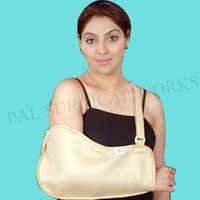 Arm sling pouch