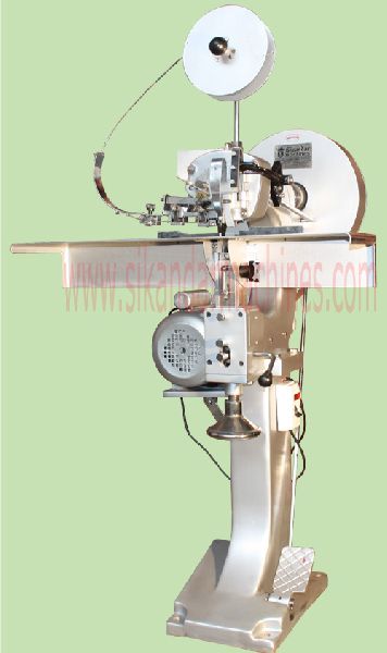 Paper stitching machine