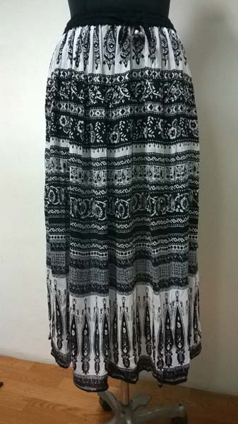 Rayon 2 Panel Black N White Printed Ladies Skirt