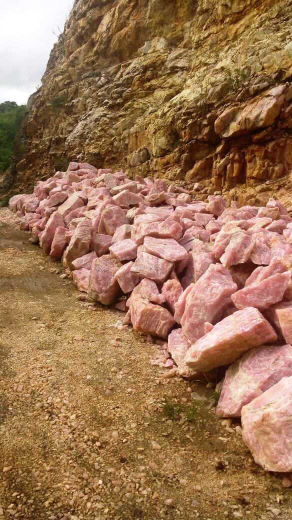 Rose Quartz Rough