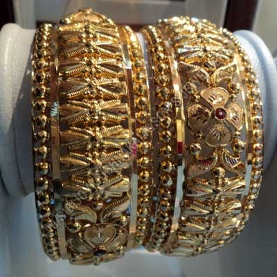 Gold Bangle (gb05004)