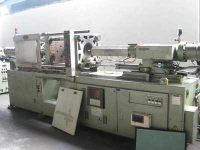 Used Plastic Injection Molding Machine