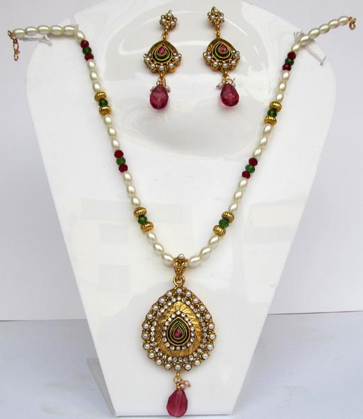 Coral Jade Pearl Necklace Set