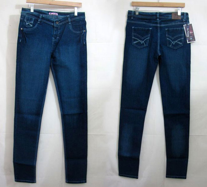 Ladies Denim Jeans at best price in Delhi Delhi from Vardaans | ID:496485