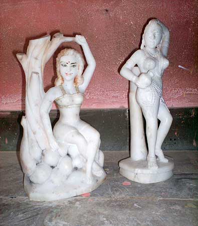 Marble Statues - 093