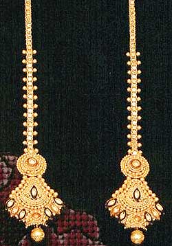 Gold Earrings Ge - 01