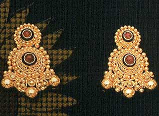 Gold Earrings GE - 02