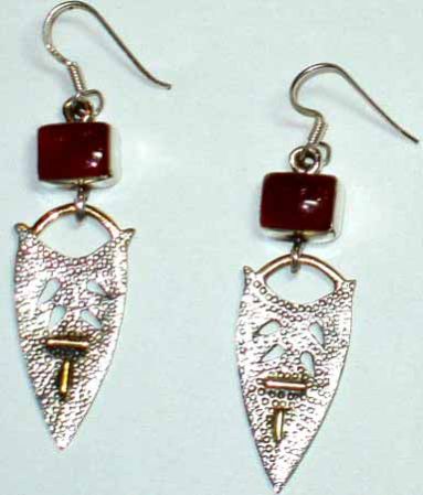 HE-01 Hammering Earring