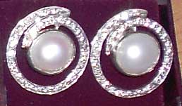 Pearl Stone Earrings, Style : Antique
