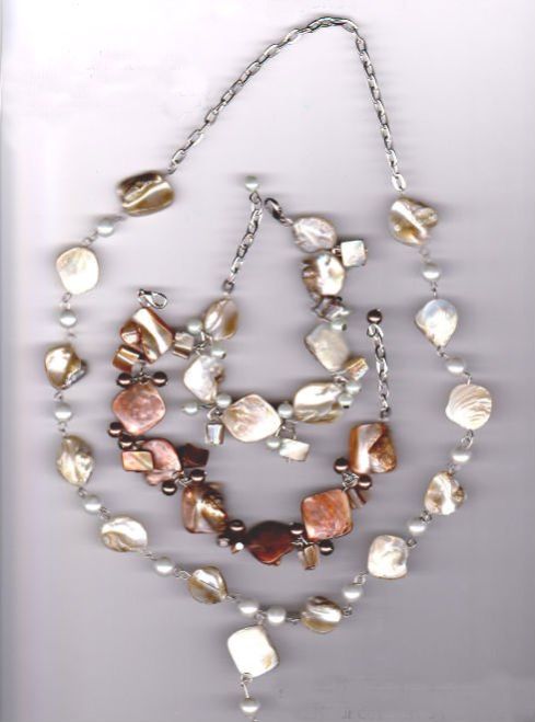 Swee Lo Handcrafted Shell Bracelet and Necklace