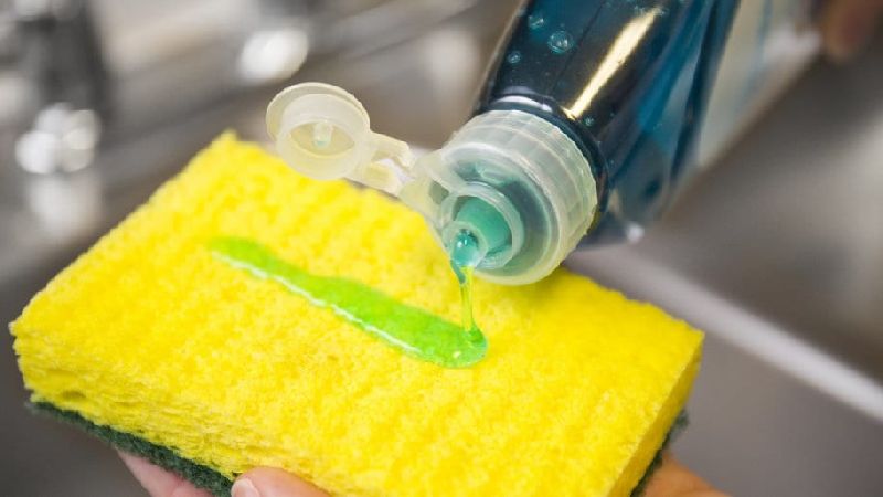 KIRUBAI Raw Material Liquid Dish Soap, for Home purpose, Certification : msme