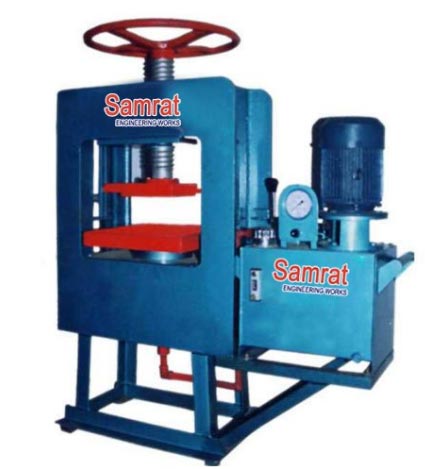 Oil Hydraulic Press Machine, Certification : CE Certified