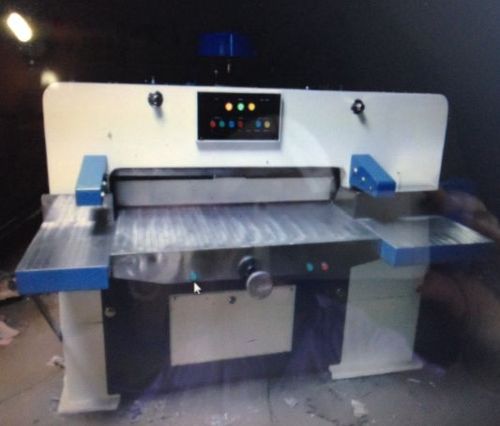 Semi Automatic Paper Cutting Machine, Voltage : 220V