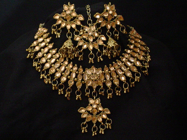 Kundan Jewelry - Cnk 821