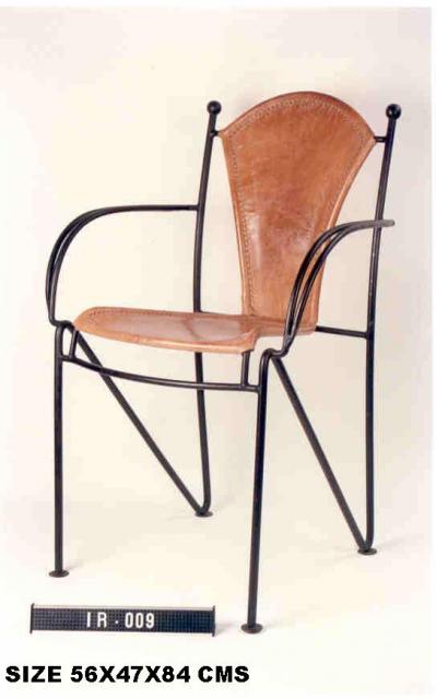 Iron Chairs - Ir 009