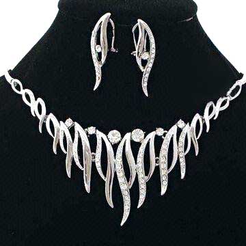 DN-01 Diamond Necklaces