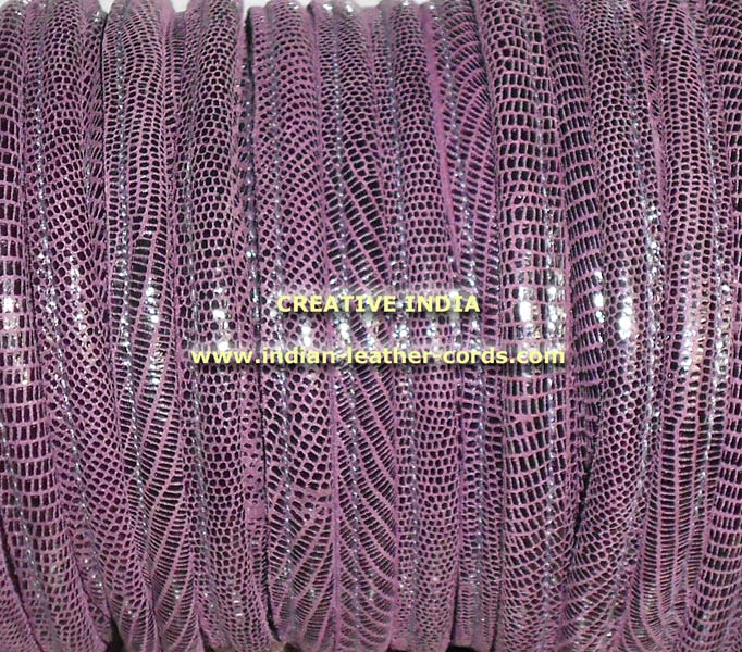 Snake Round Stitched Nappa Leather Cords   259 PURPLE REPTILE