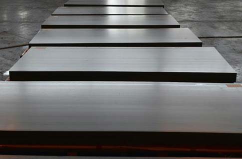 Sailma 350 Steel Plates, Length : 2500 / 5000 / 6000 / 12000