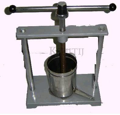 tincture press