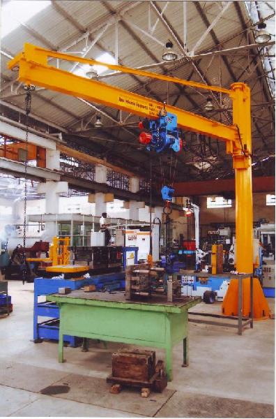 APEX Pillar Mounted Jib Cranes, for vertical lifting