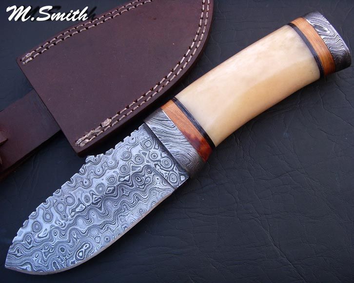 Manufacturer of Damascus Bowie Knife & Damascus Hunting Knife Moghal