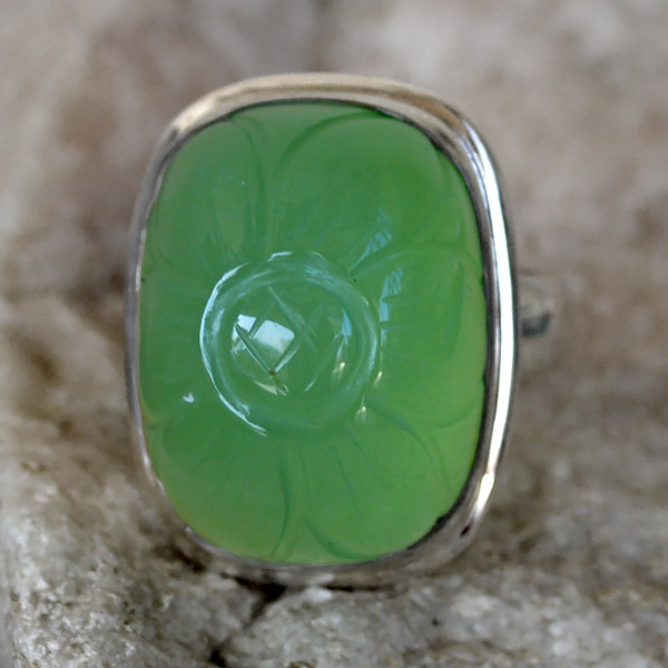 11.3 Gm Green Chalcedony with Carved Gem Stone 925 Sterling Original Silver Ring