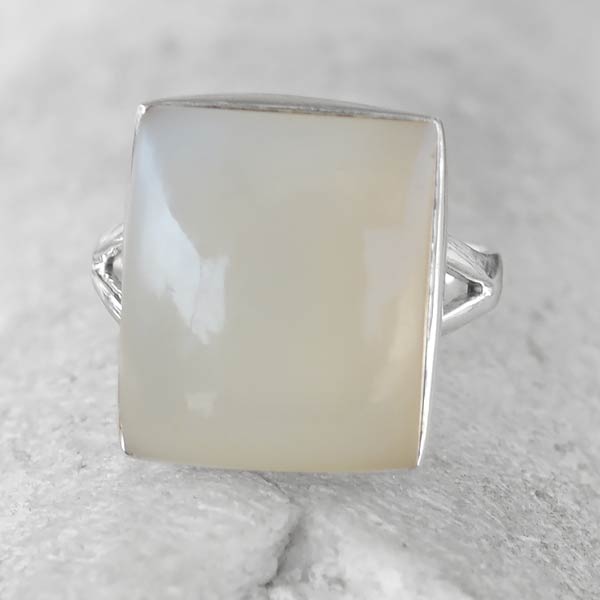 6.2 Gm White Moonstone Gem Stone  925 Sterling Original Silver Ring