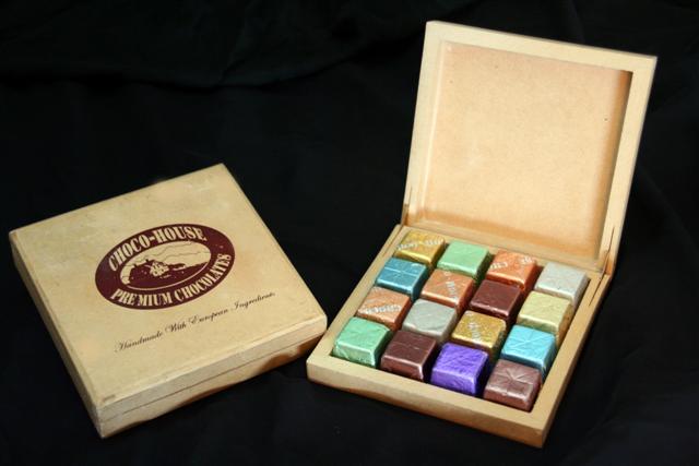 Handcrafted Wooden Box with Chocolates-200gm