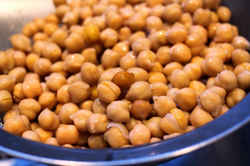 Black Chickpeas, for Cooking, Namkeen, Snacks, Feature : Good For Health