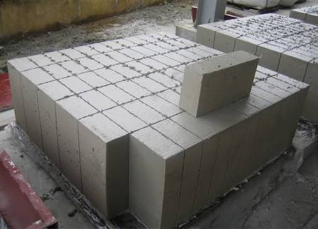 Solid Plain Heat Resistant Concrete Blocks, Feature : Fine Finished, Optimum Strength, Washable