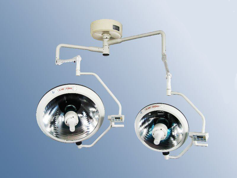 Double Domes Operating Lamp