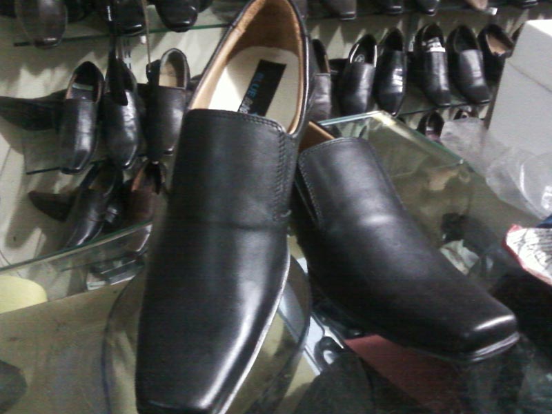 Leather Shoes at Best Price in Tirupattur | Wonder Exports