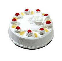 kinder bueno mini cake Size: 300 grams Price: AED 69 | Instagram