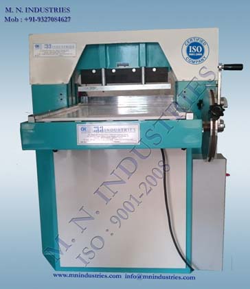 Automatic Fabric Cutting Machine
