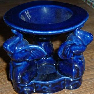 Aroma Oil Burners, for Decorative Use, Feature : Easy To Clean, High Efficiency Cooking, Light Weight