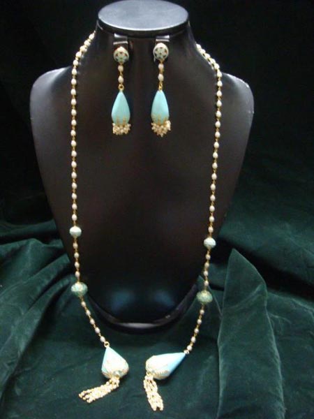 imitation necklace set