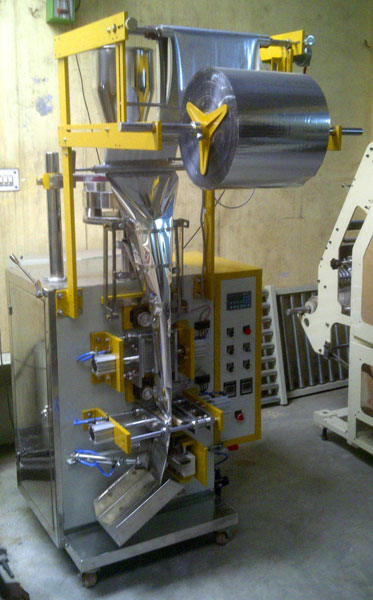 Fully Pneumatic Pouch Packing Machine P.l.c Based at Best Price in ...