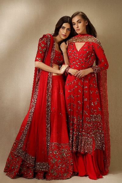 Ladies Embroidered Lehenga Choli, Style : Casual