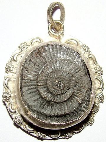 Shaligram pendant