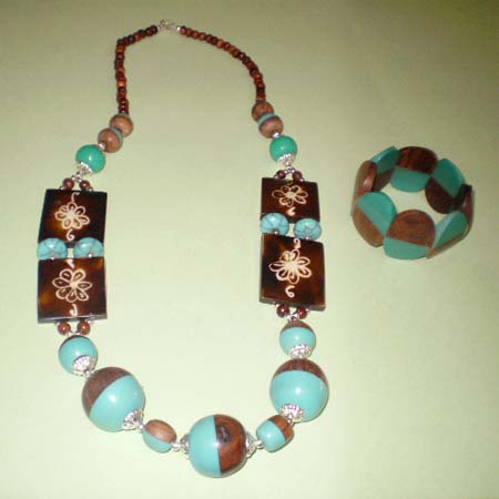 Resin Bead Necklace-12
