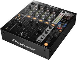 PIONEER DJM 750 digital DJ mixer