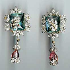 Gold diamond earrings - JW1529