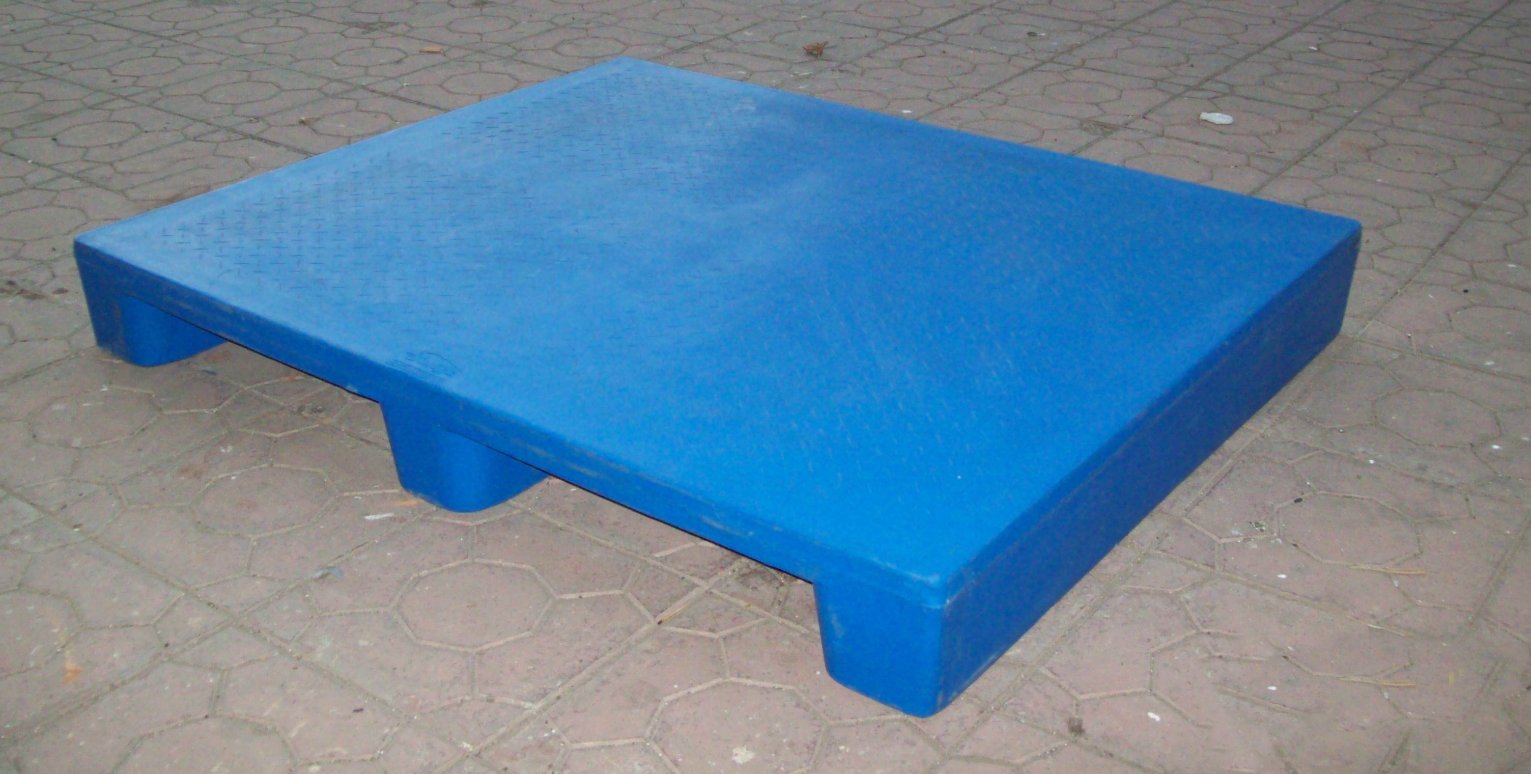 2 Way Entries Rackable Plastic Pallets 1000 X 1200 X 150 (pharma Pallets)