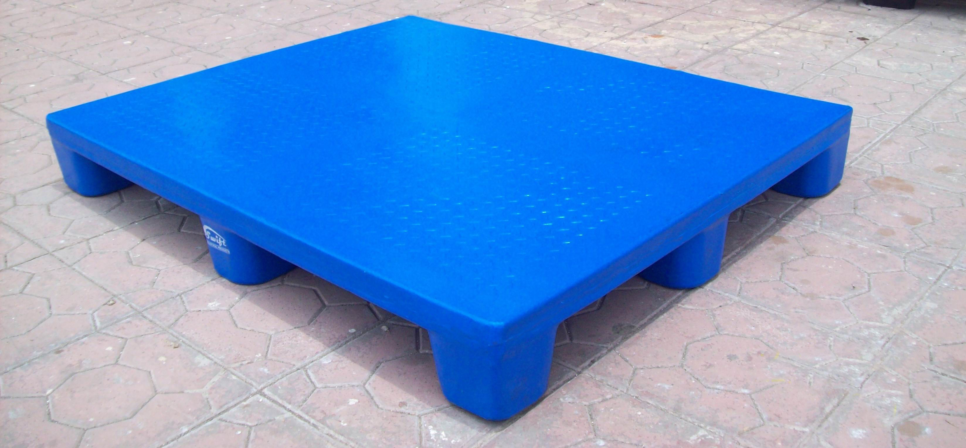 2 Way Entries Rackable Plastic Pallets 1200 x 1000 x 150 by SWIFT