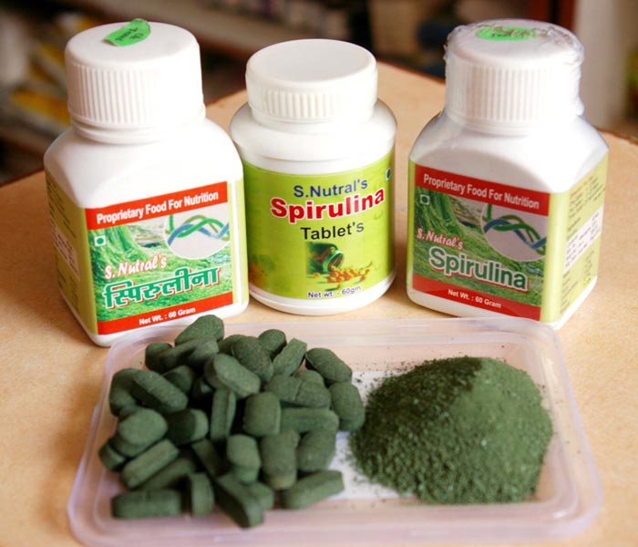 Spirulina pills