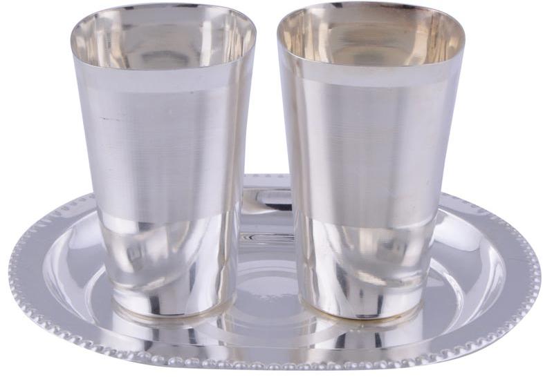 Gsm Silver Plated Square Met Finish Glass Set with Oval Tray 3 Pcs. ( 17cmx21cmx11cm)